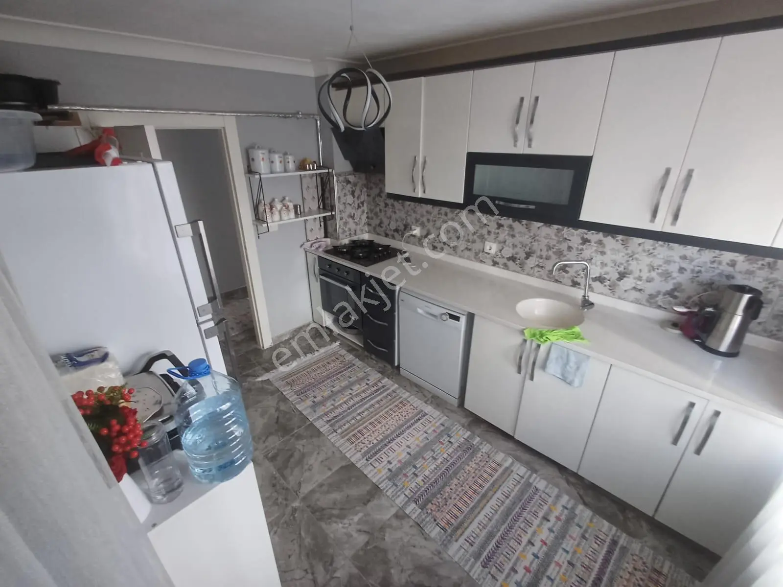 29 Ekim Mah 3+1 Full+full Yapılı Bağımsız Satılık Daire