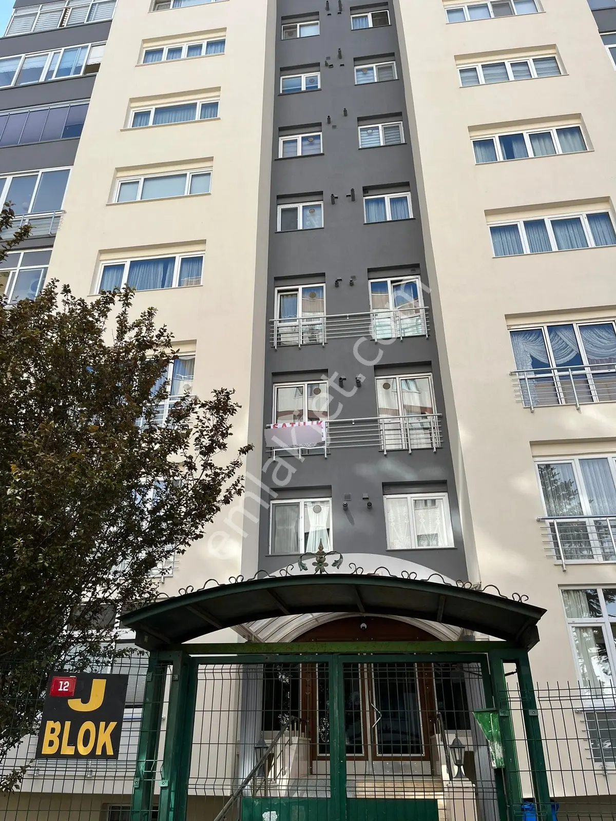 Maltepe Altay Çeşme'de Sitede Satılık 3+1 Daire
