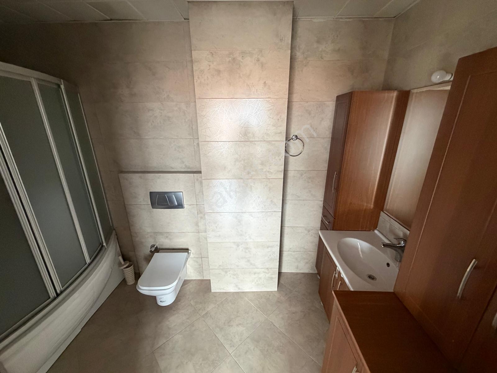 Bahçelievler Yayla'da Genç Binada 360m2 7+2 Lüks Dubleks - Görsel 31