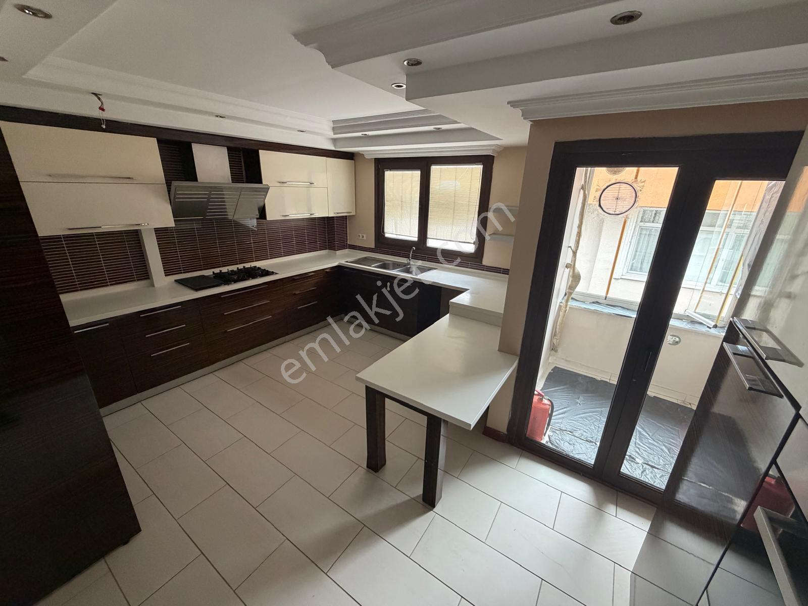 Bahçelievler Yayla'da Genç Binada 360m2 7+2 Lüks Dubleks - Görsel 7