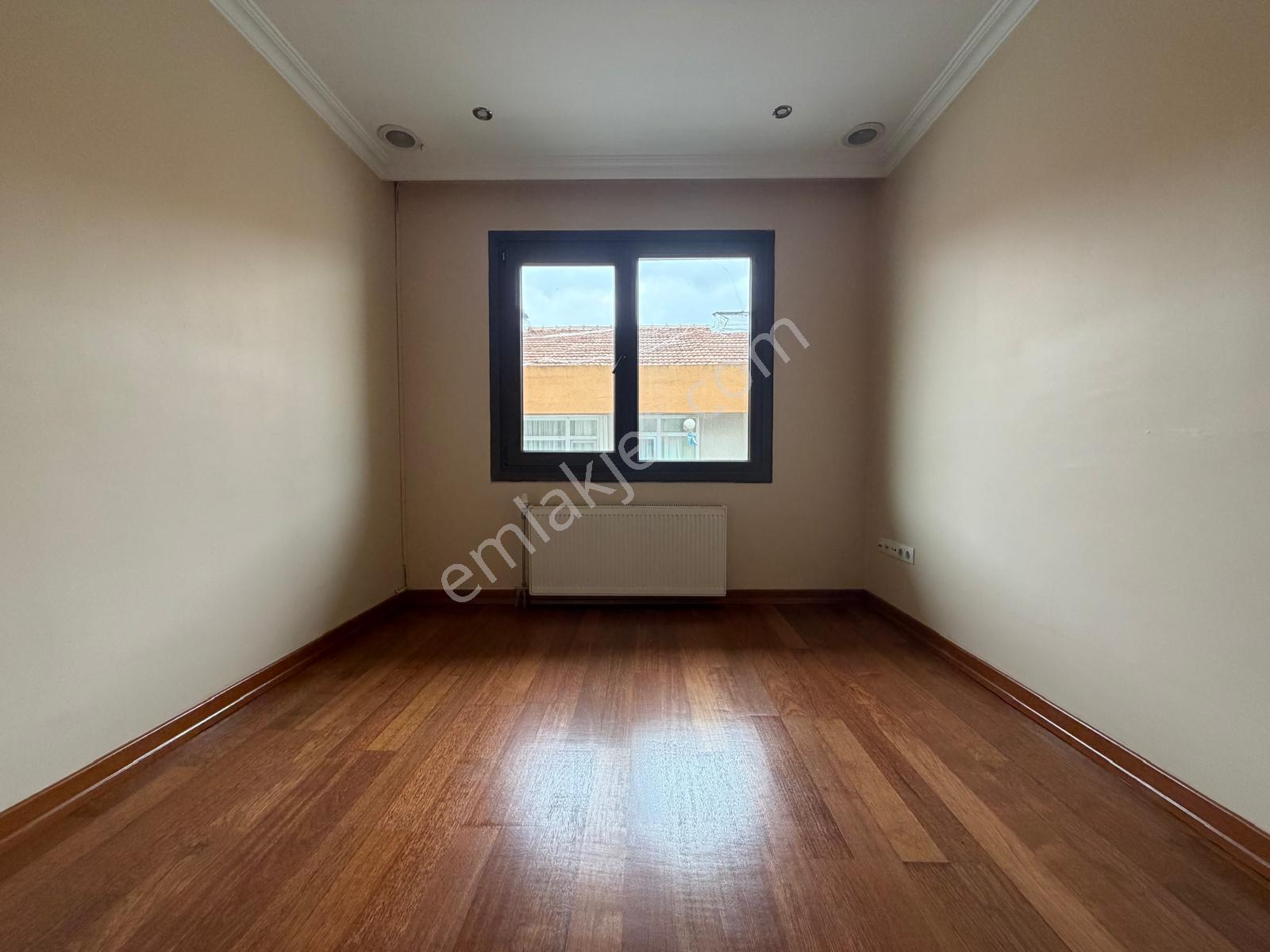 Bahçelievler Yayla'da Genç Binada 360m2 7+2 Lüks Dubleks - Görsel 14