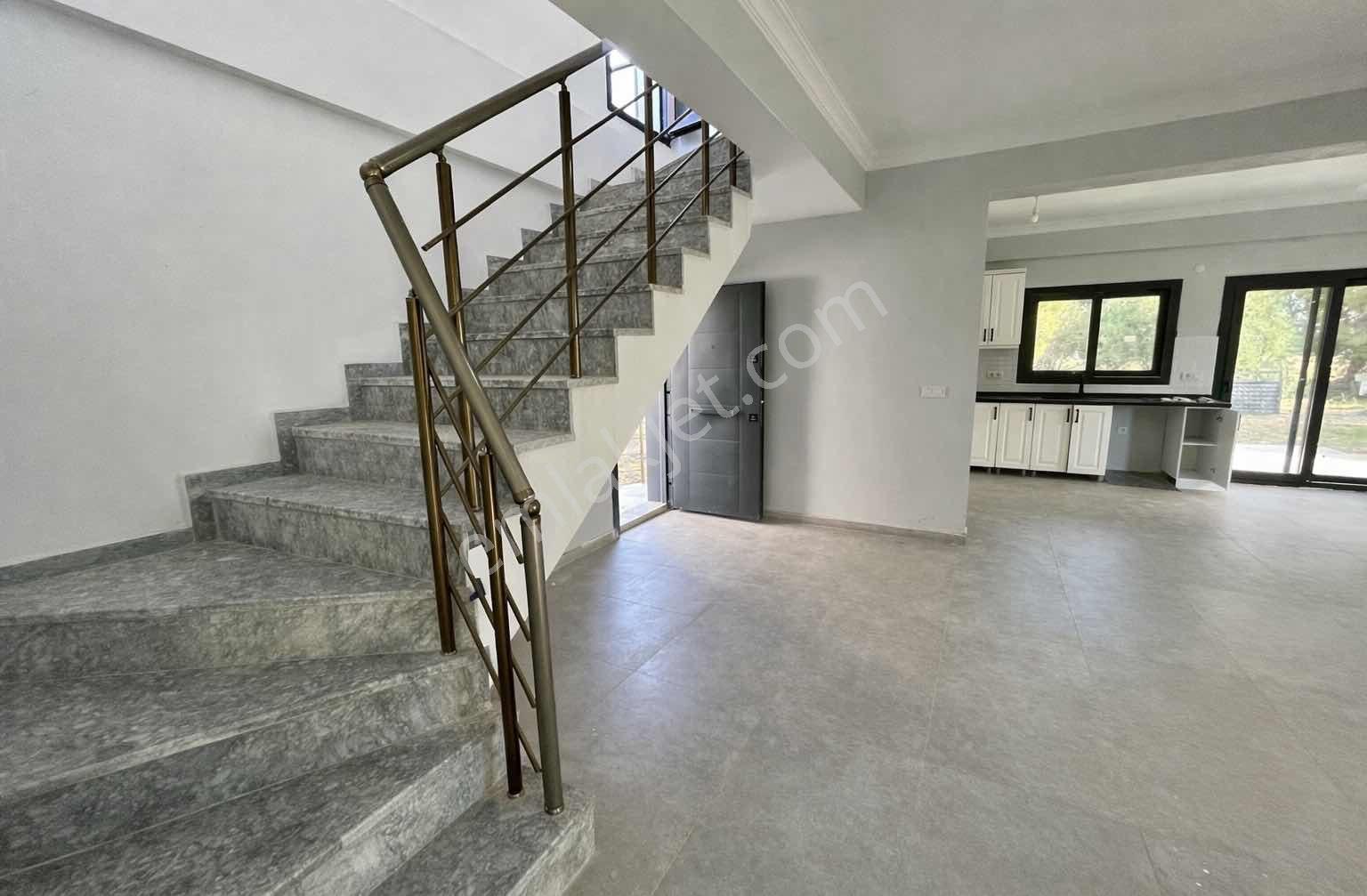 Milas Ören'de Denize 200 Metre Tam Müstakil Villa - Görsel 33