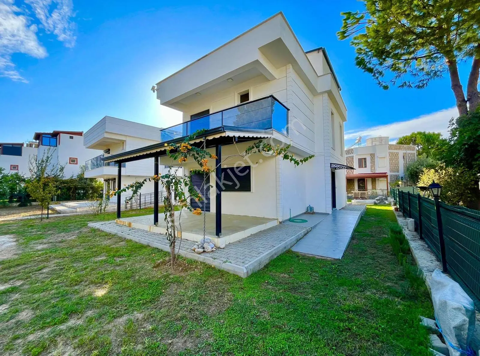 Milas Ören'de Denize 200 Metre Tam Müstakil Villa