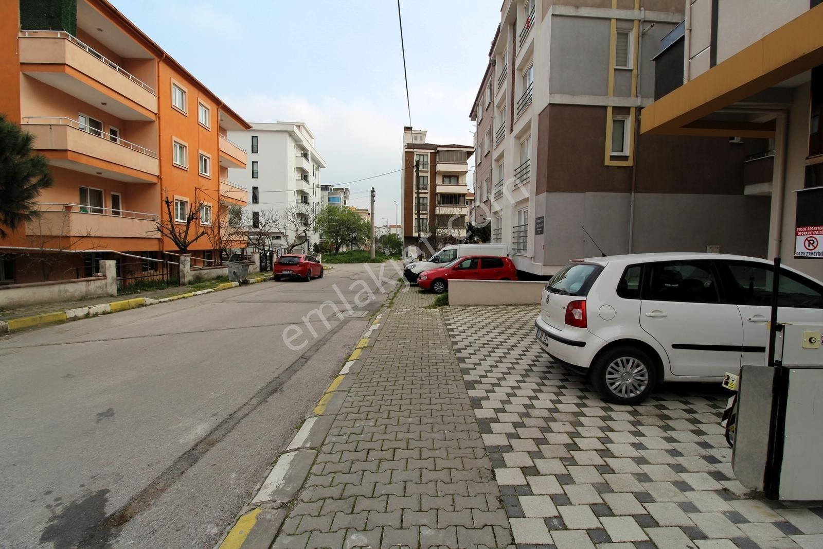 Savaştepe Cad.yakını Ara Kat Asansörlü 1+1 Kiralık Daire - Görsel 32
