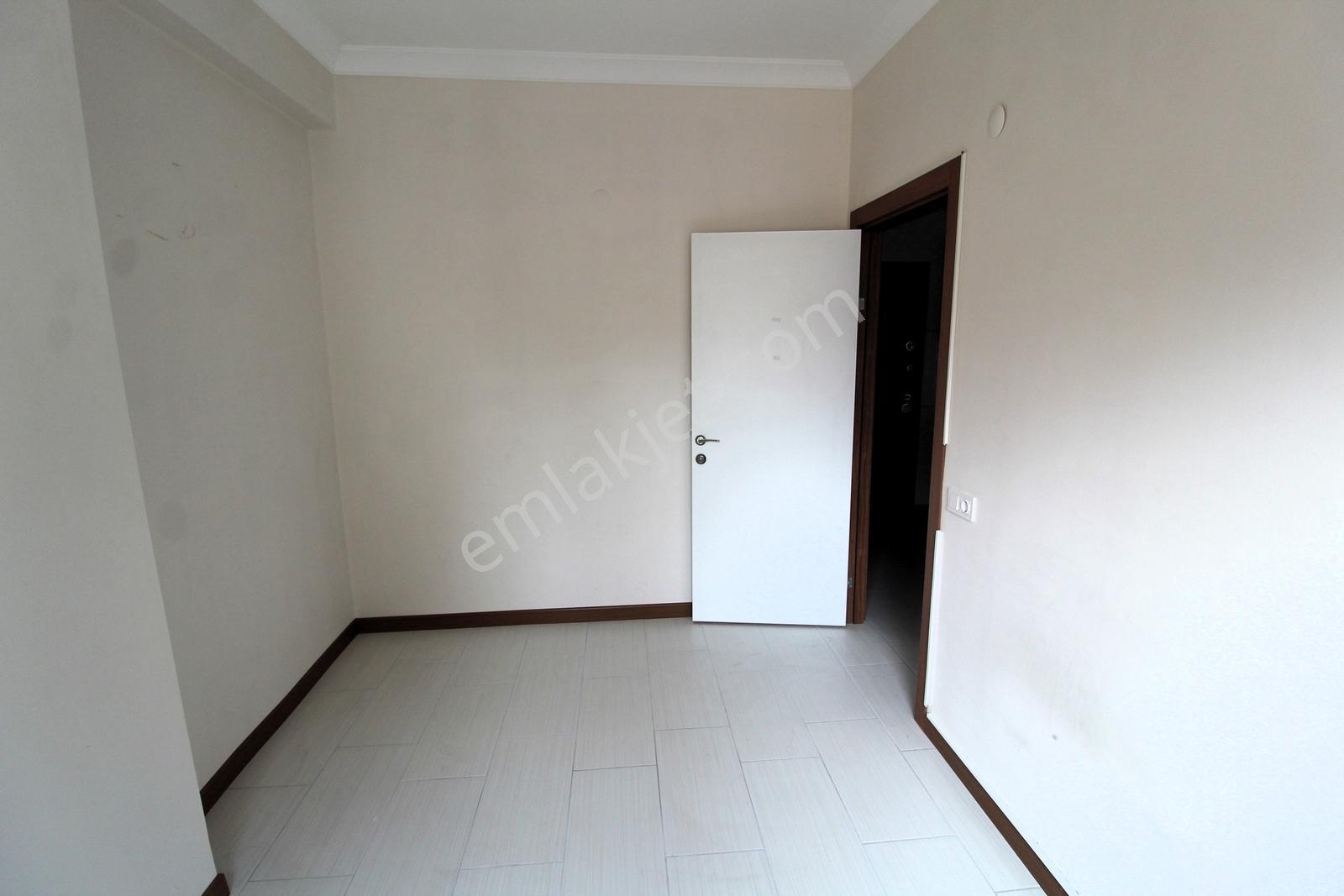 Savaştepe Cad.yakını Ara Kat Asansörlü 1+1 Kiralık Daire - Görsel 23