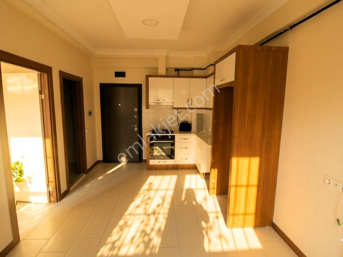 Savaştepe Cad.yakını Ara Kat Asansörlü 1+1 Kiralık Daire - Görsel 4