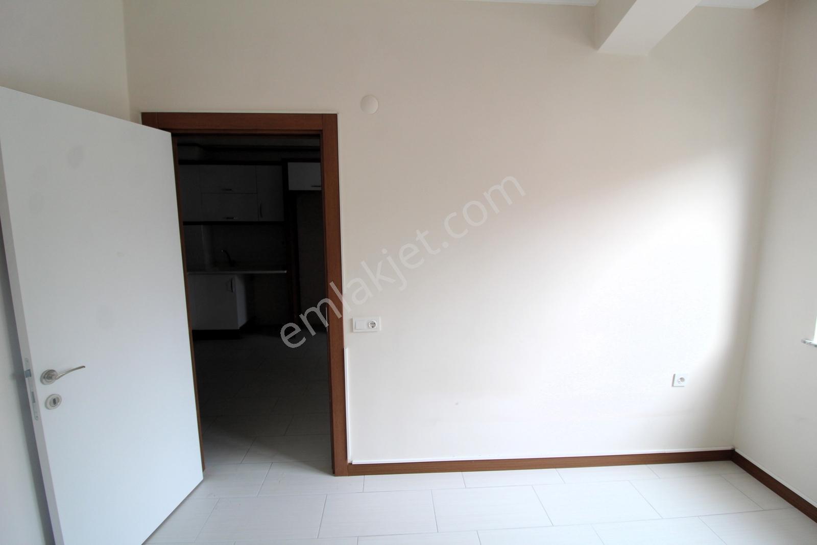Savaştepe Cad.yakını Ara Kat Asansörlü 1+1 Kiralık Daire - Görsel 22