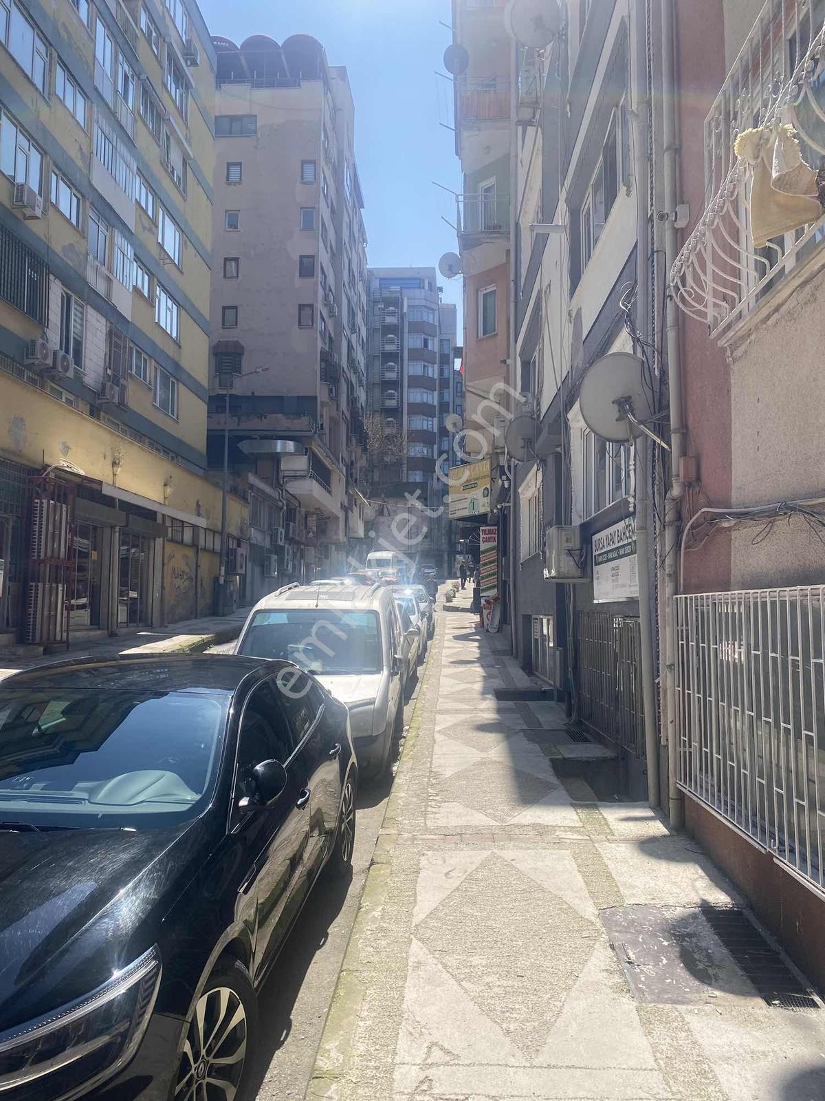 Satılık Dükkan Fomara Caddesi,nin Bir Arka Sokağı Merkezi Konum - Görsel 3