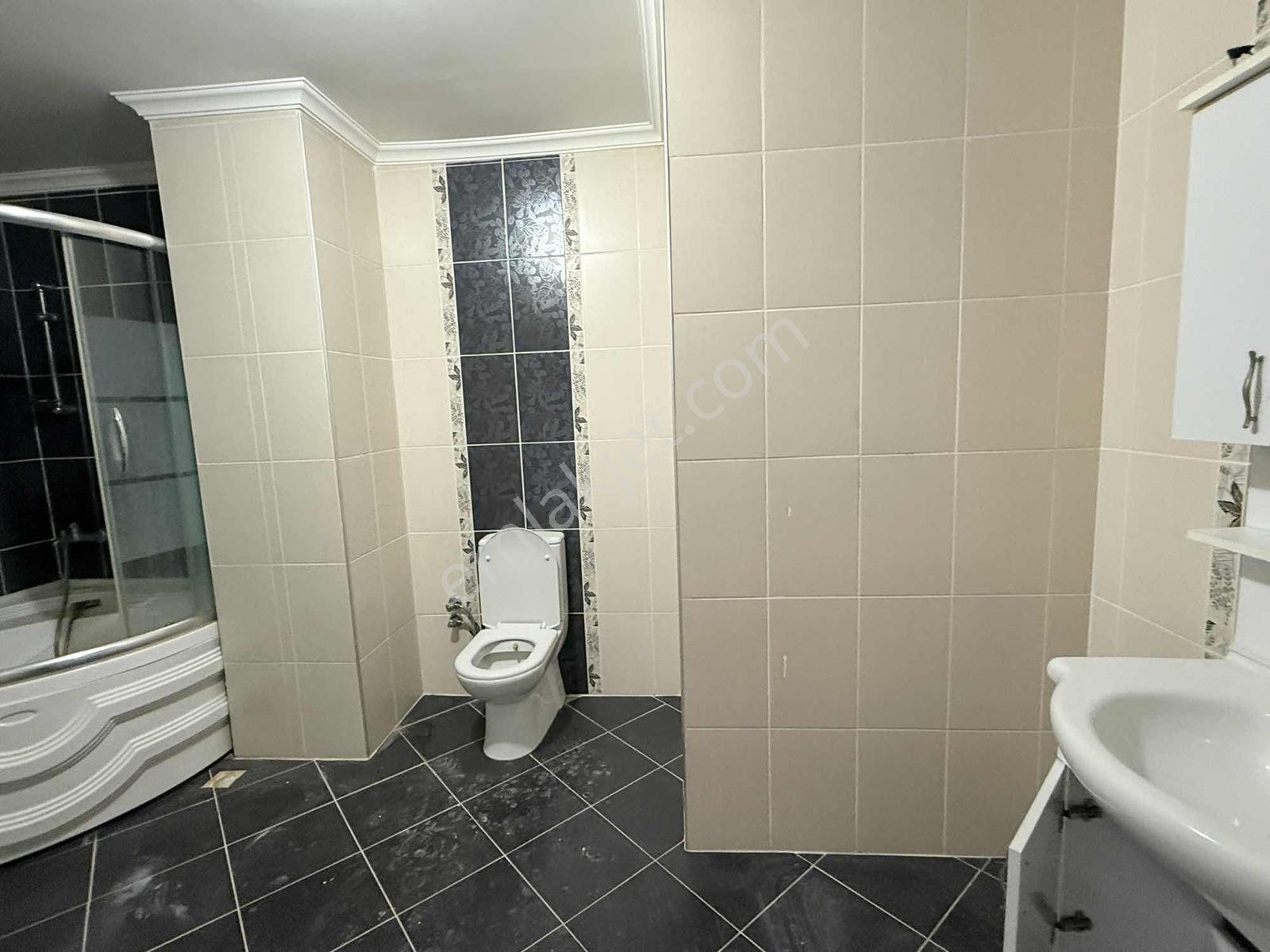 Körfez M.sinan Mah.kiralık 4+1 Odalı 230m2 Daire - Görsel 10