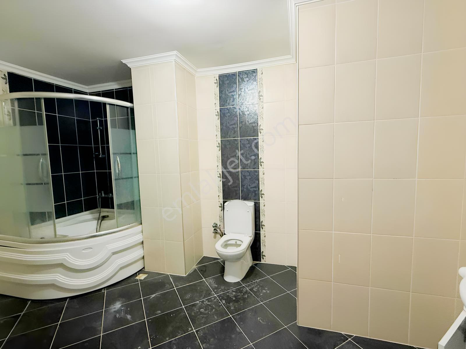 Körfez M.sinan Mah.kiralık 4+1 Odalı 230m2 Daire - Görsel 23