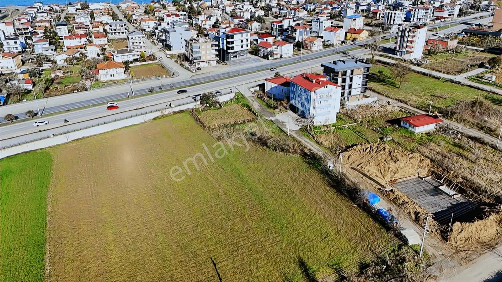 Çakırlar Yalıda Denize 300m 5 Kat İmarlı 322 M² Satılık Arsa