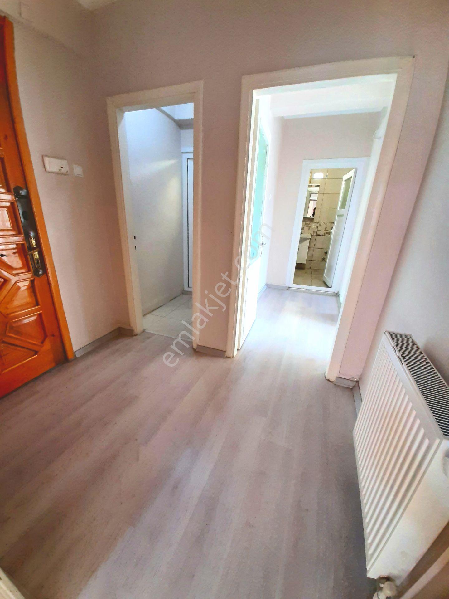 Adapazarı Çarşı Merkezinde Satılık 3+1 Ara Kat Daire - Görsel 12