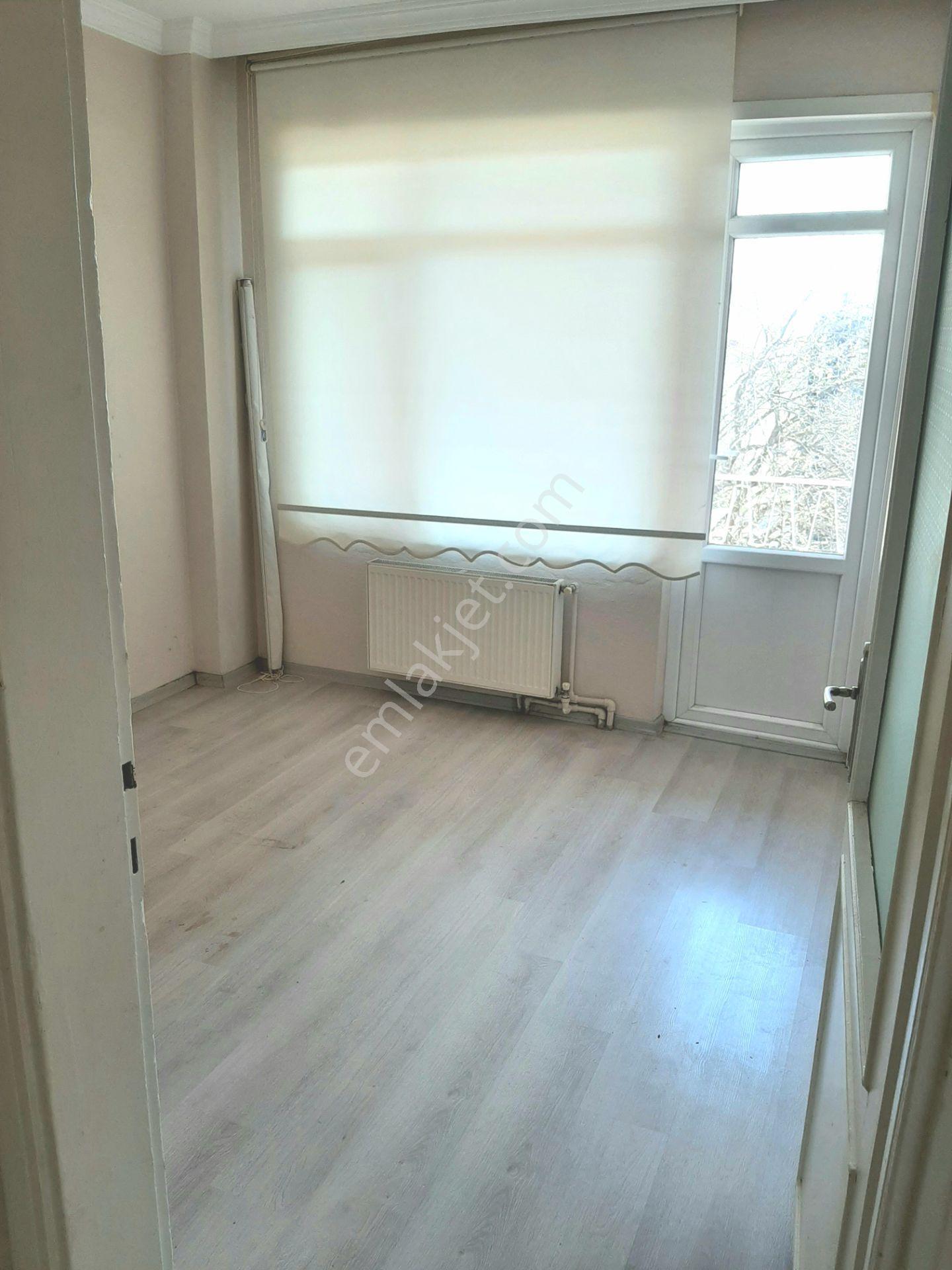 Adapazarı Çarşı Merkezinde Satılık 3+1 Ara Kat Daire - Görsel 18