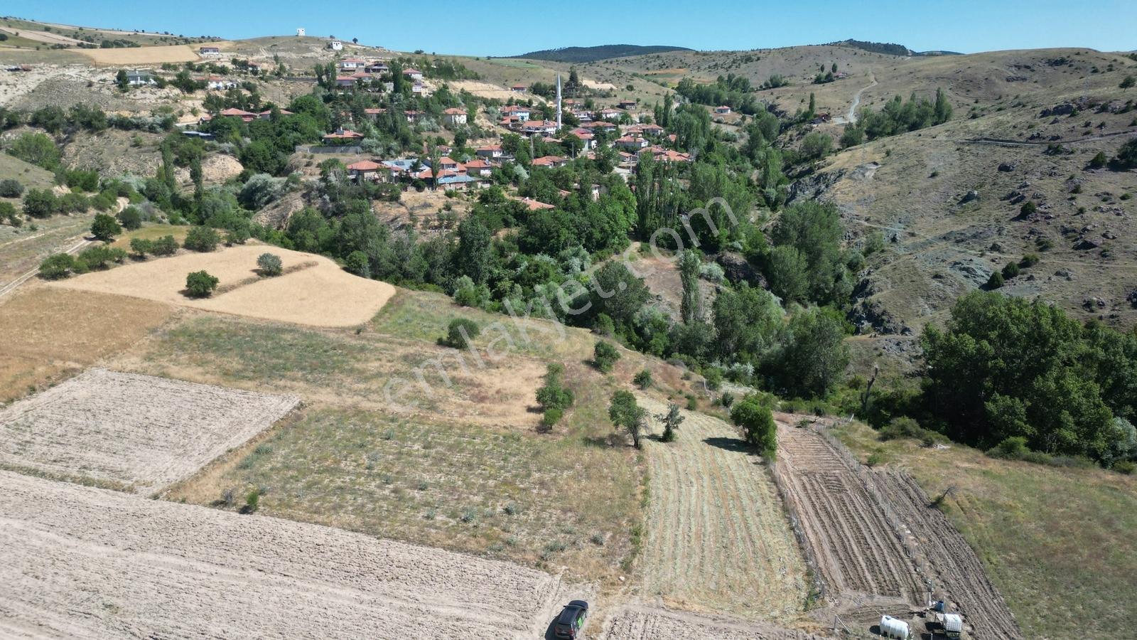 Çankırı Korgun İkiçam Köyünde Köyün Hemen Yanında 741 M2 Tarla - Görsel 14