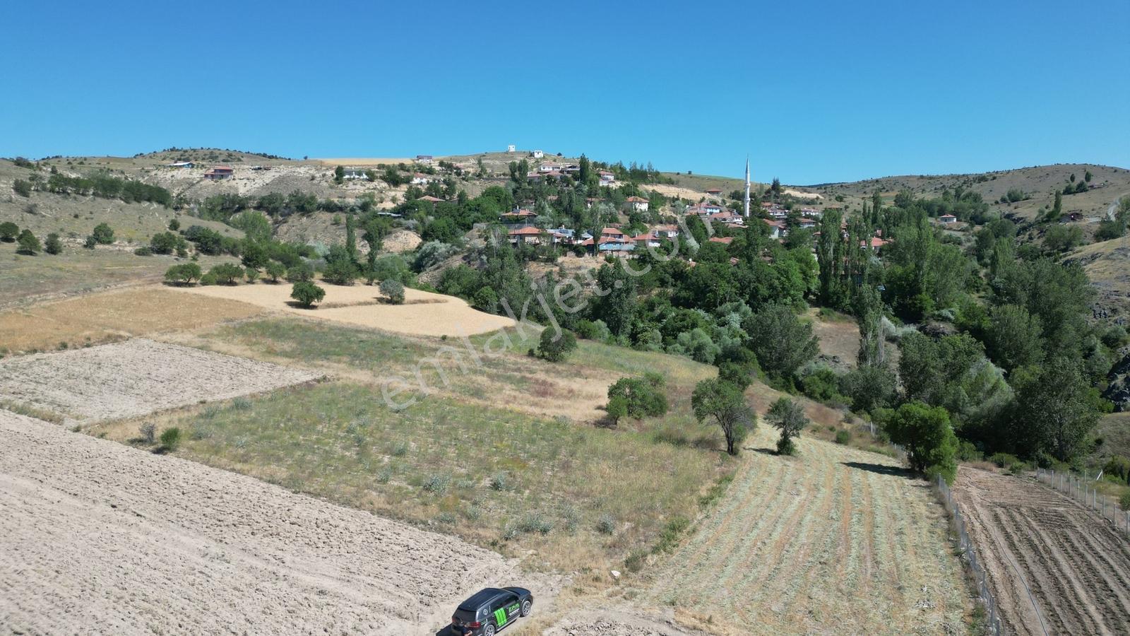 Çankırı Korgun İkiçam Köyünde Köyün Hemen Yanında 741 M2 Tarla - Görsel 10