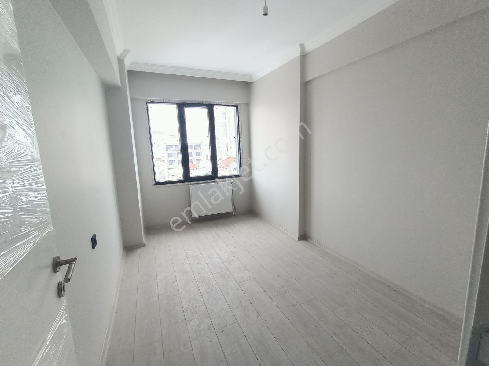 Üniversite Mahallesinde Satılık 1+1 Lüx Daire... - Görsel 4