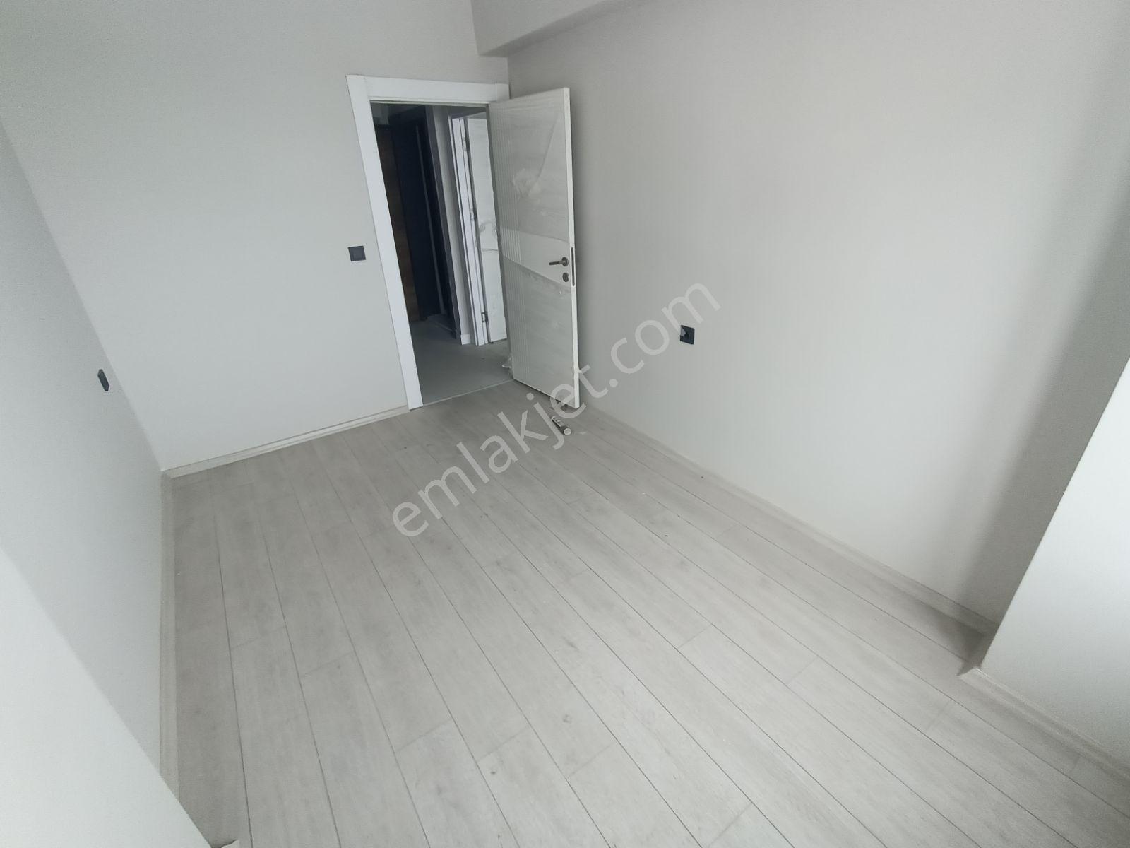 Üniversite Mahallesinde Satılık 1+1 Lüx Daire... - Görsel 13