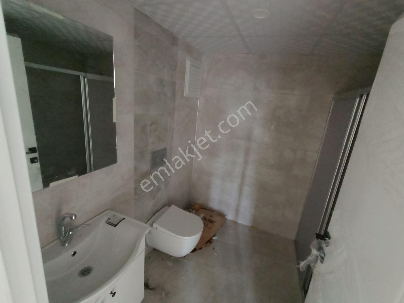 Malatya Caddesinde Satılık 3+1 Arakat Lüx Ofis - Görsel 11