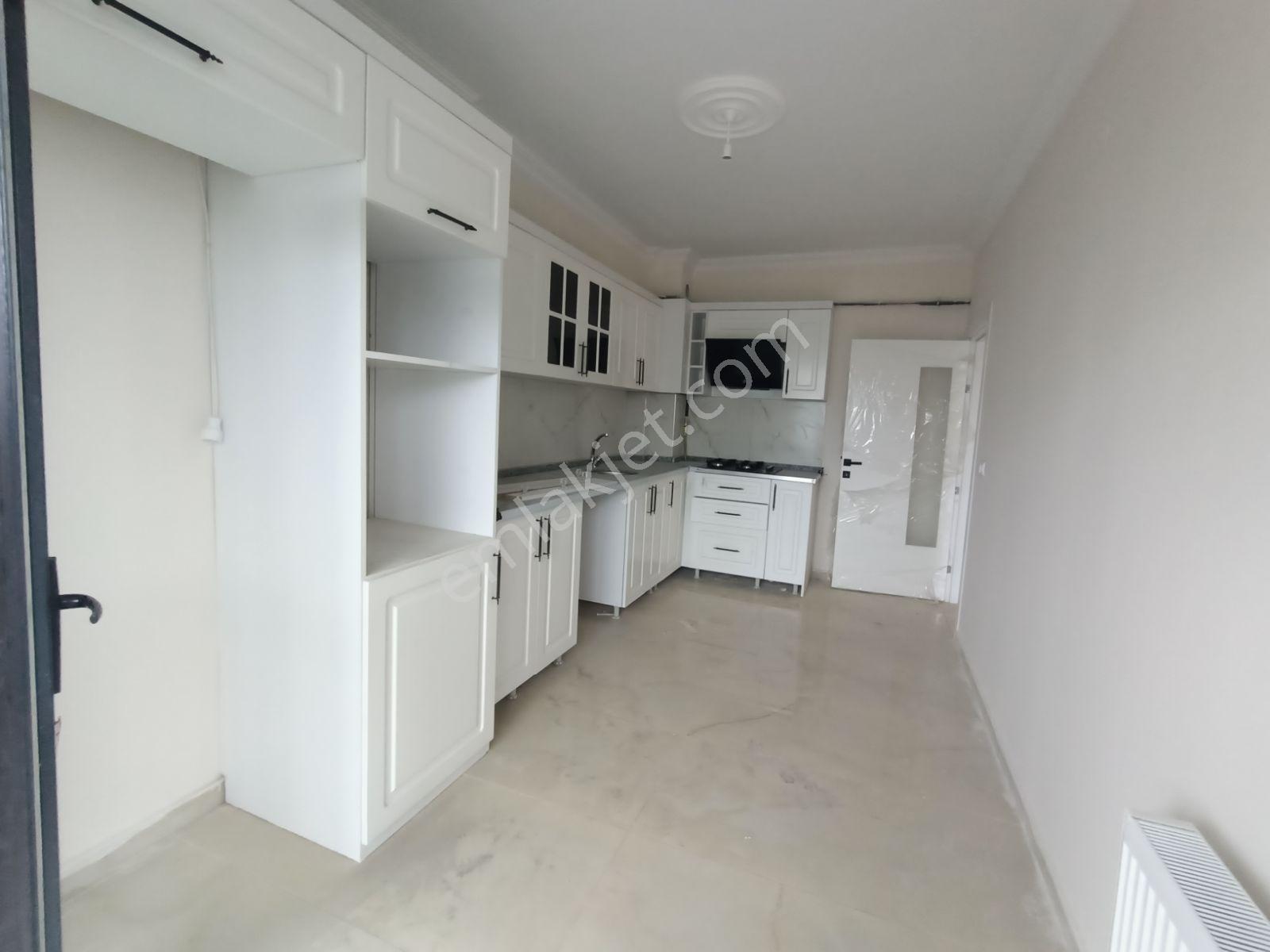 Malatya Caddesinde Satılık 3+1 Arakat Lüx Ofis - Görsel 2