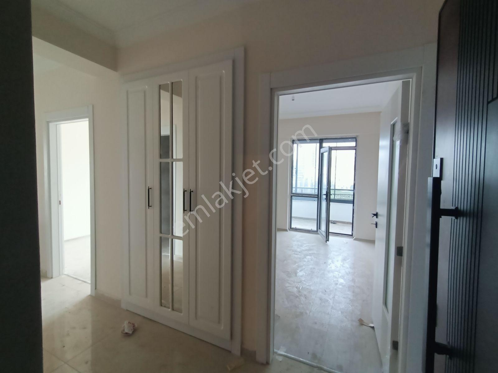 Malatya Caddesinde Satılık 3+1 Arakat Lüx Ofis - Görsel 20