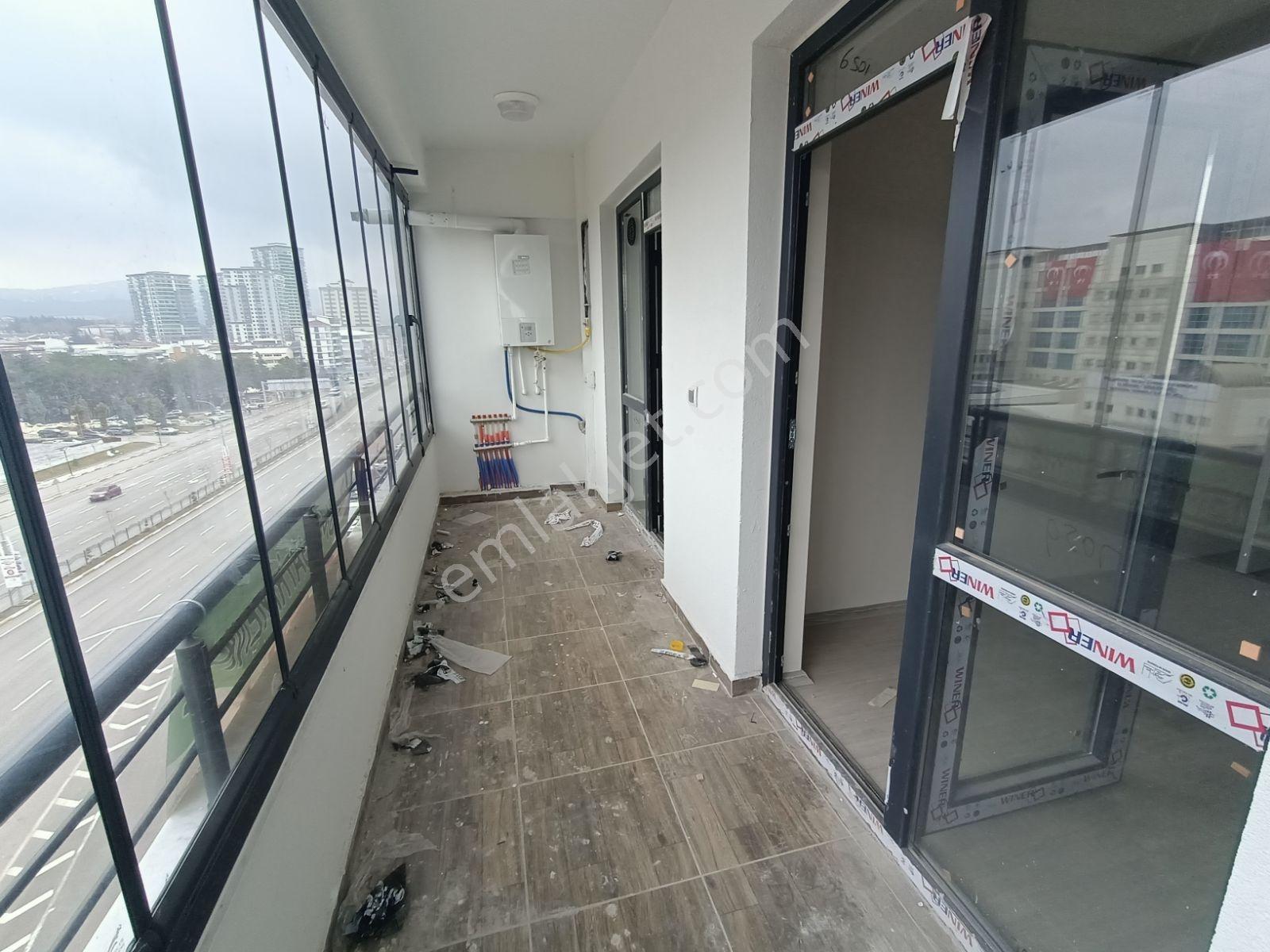 Malatya Caddesinde Satılık 3+1 Arakat Lüx Ofis - Görsel 21