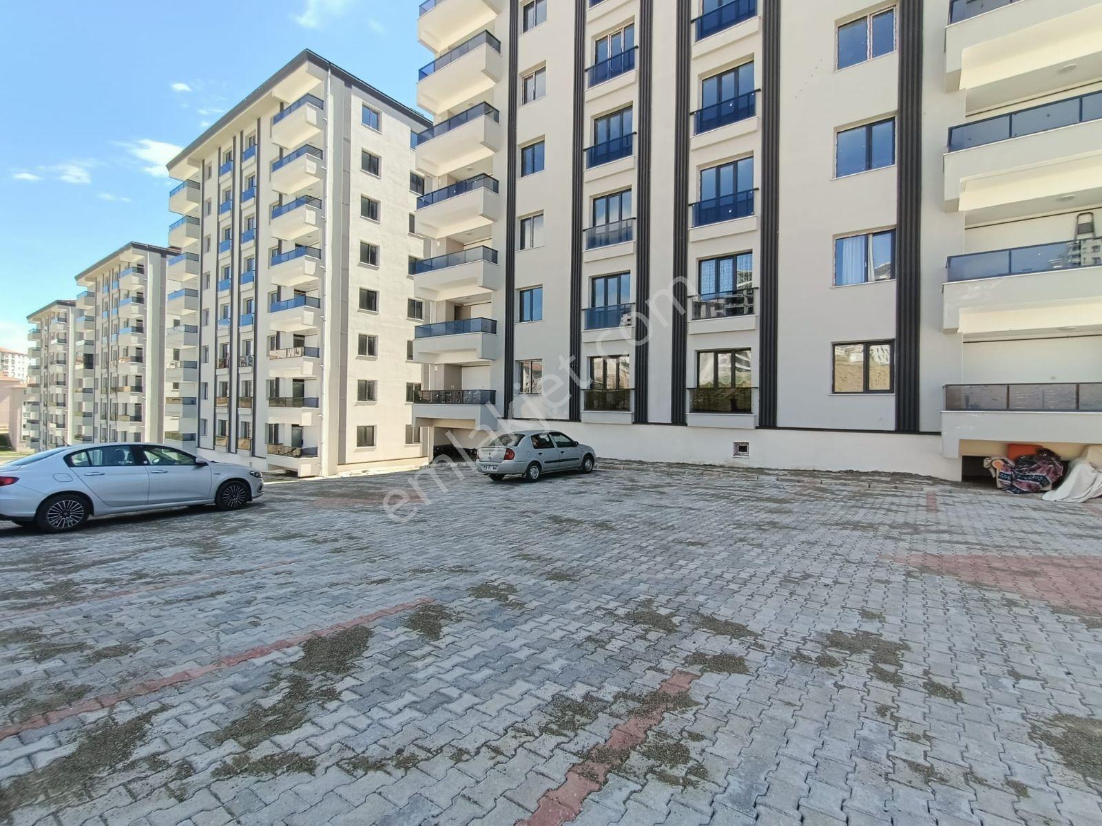 Çaydaçıra'da Modern Mimarili Satılık 2+1 Deluxe Daireler... - Görsel 9