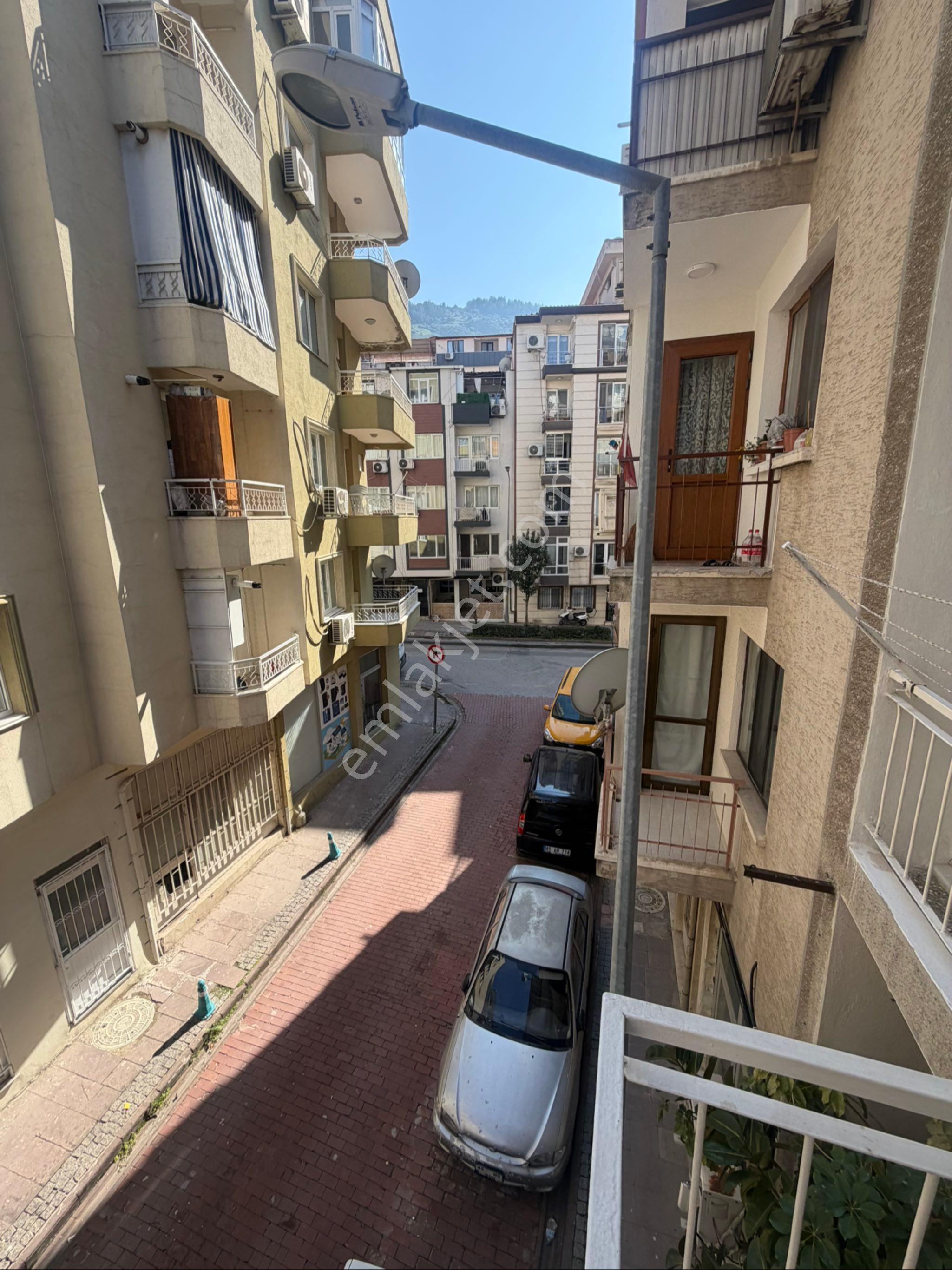Manisa Şehzadeler Çarşı Mah. 3+1 Kiralık Daire - Görsel 13