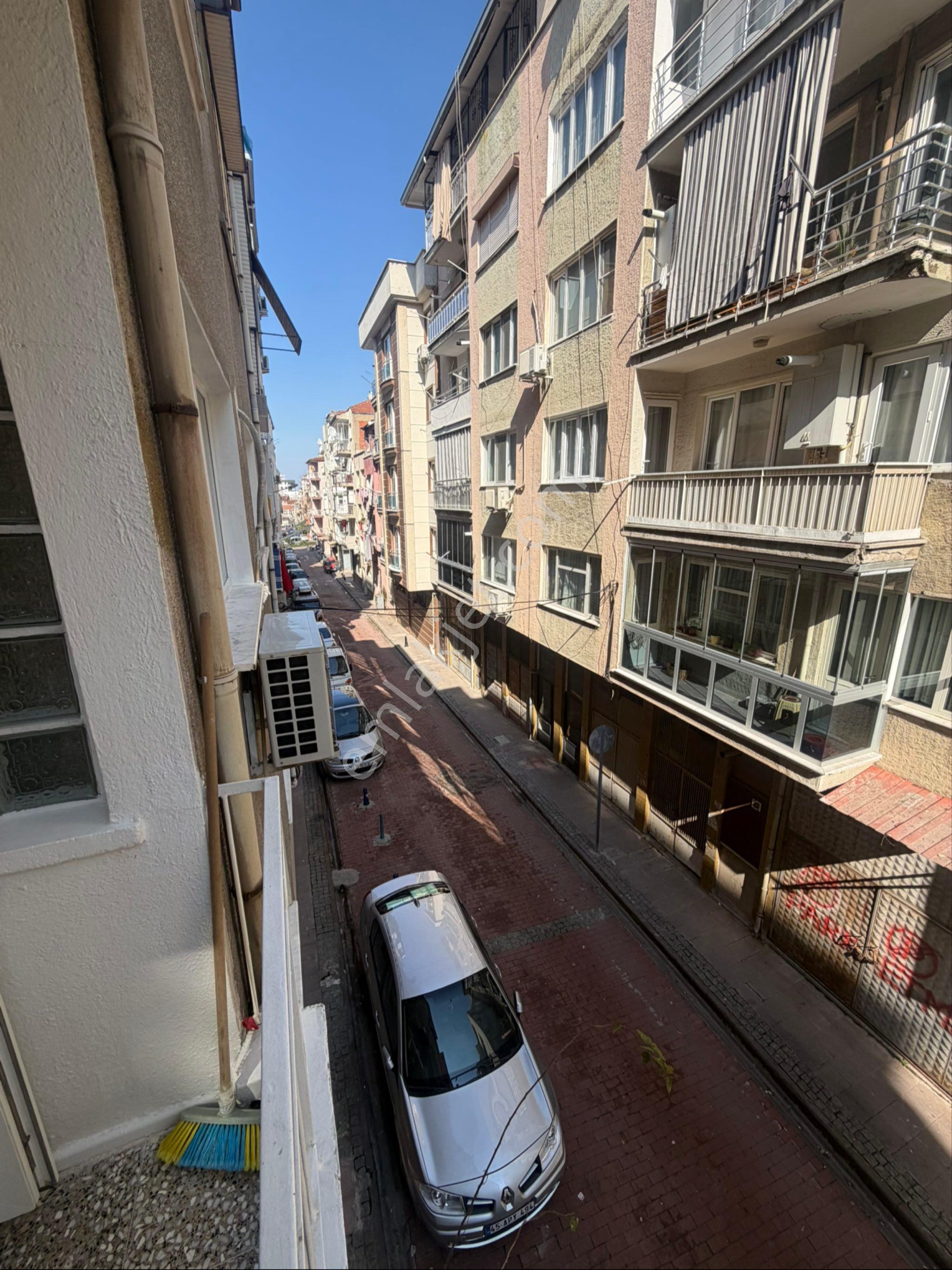 Manisa Şehzadeler Çarşı Mah. 3+1 Kiralık Daire - Görsel 14