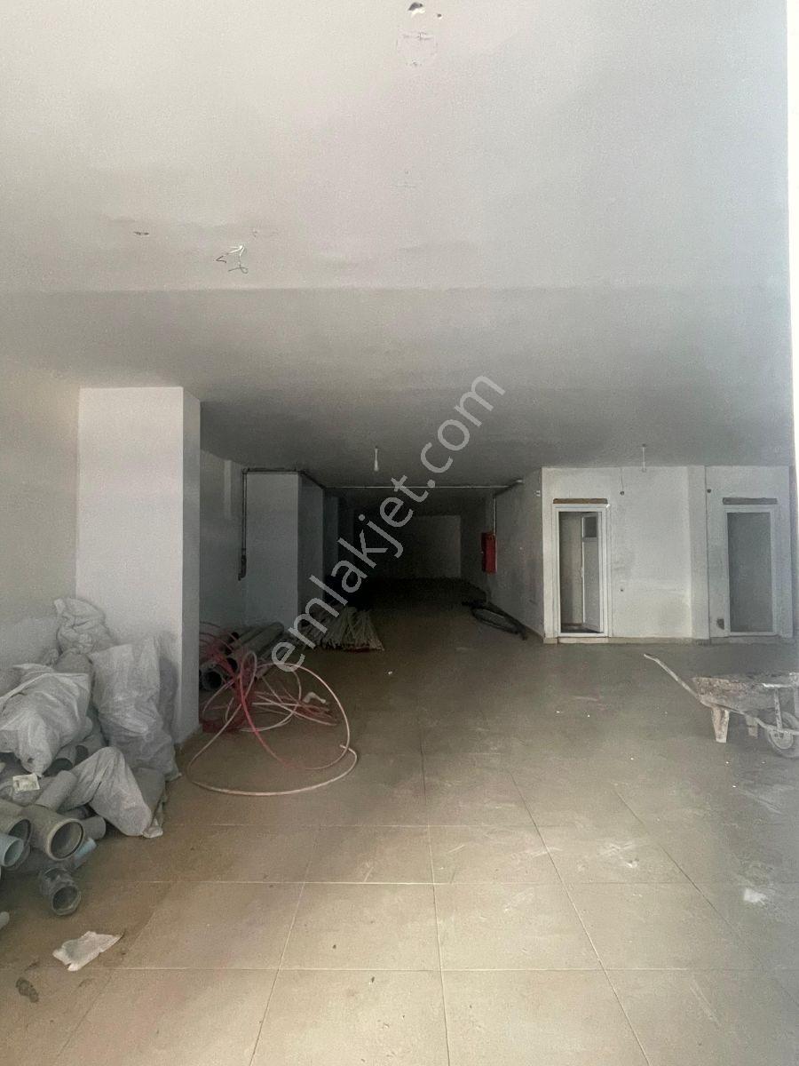 Koru Emlak'tan:280m2 Düz Giriş 120m2 Vitrin Alanı Sanayi Elk.li - Görsel 9