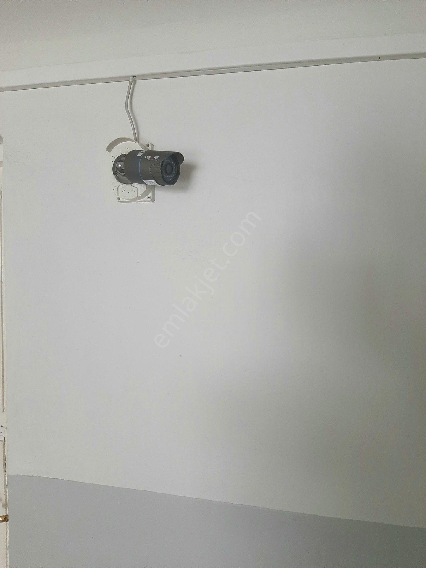 Adapazarı Çarşı Merkezde Kiralık Geniş 2+1 Daire - Görsel 3