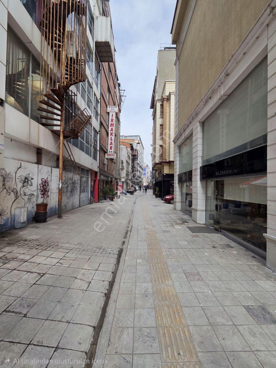 Mecidiye De 700 M² Kiralık Dükkan Magaza - Görsel 2