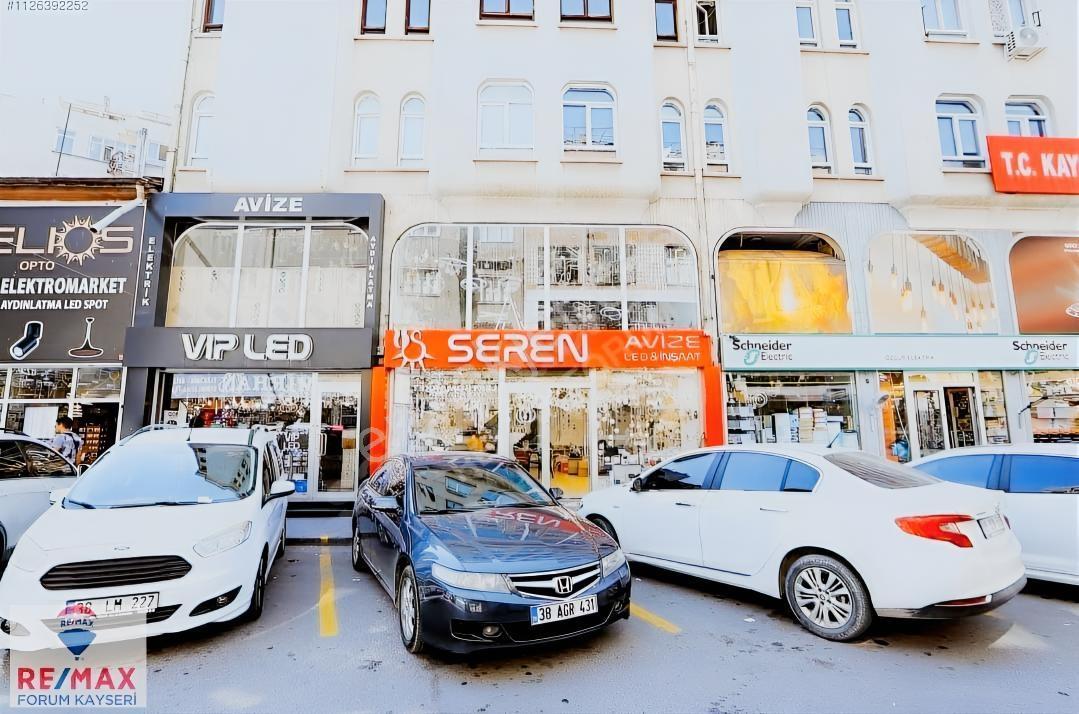 Bankalar Caddesi Cumhuriyet Mahallesi Satılık Dükkan - Görsel 12