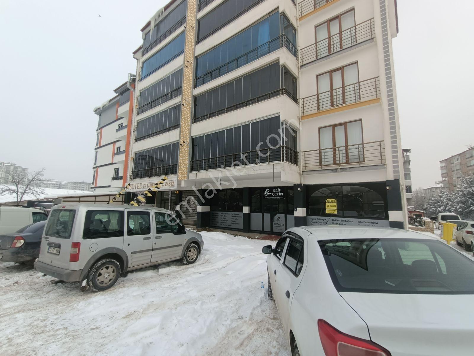 Cumhuriyet Mahallesi'nde Köşe Başı Satılık Dükkan... - Görsel 22