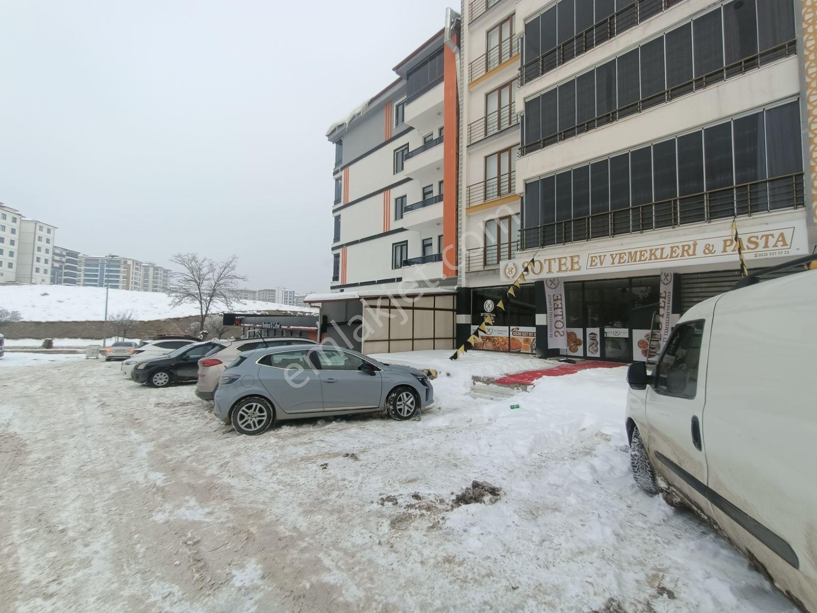 Cumhuriyet Mahallesi'nde Köşe Başı Satılık Dükkan... - Görsel 2