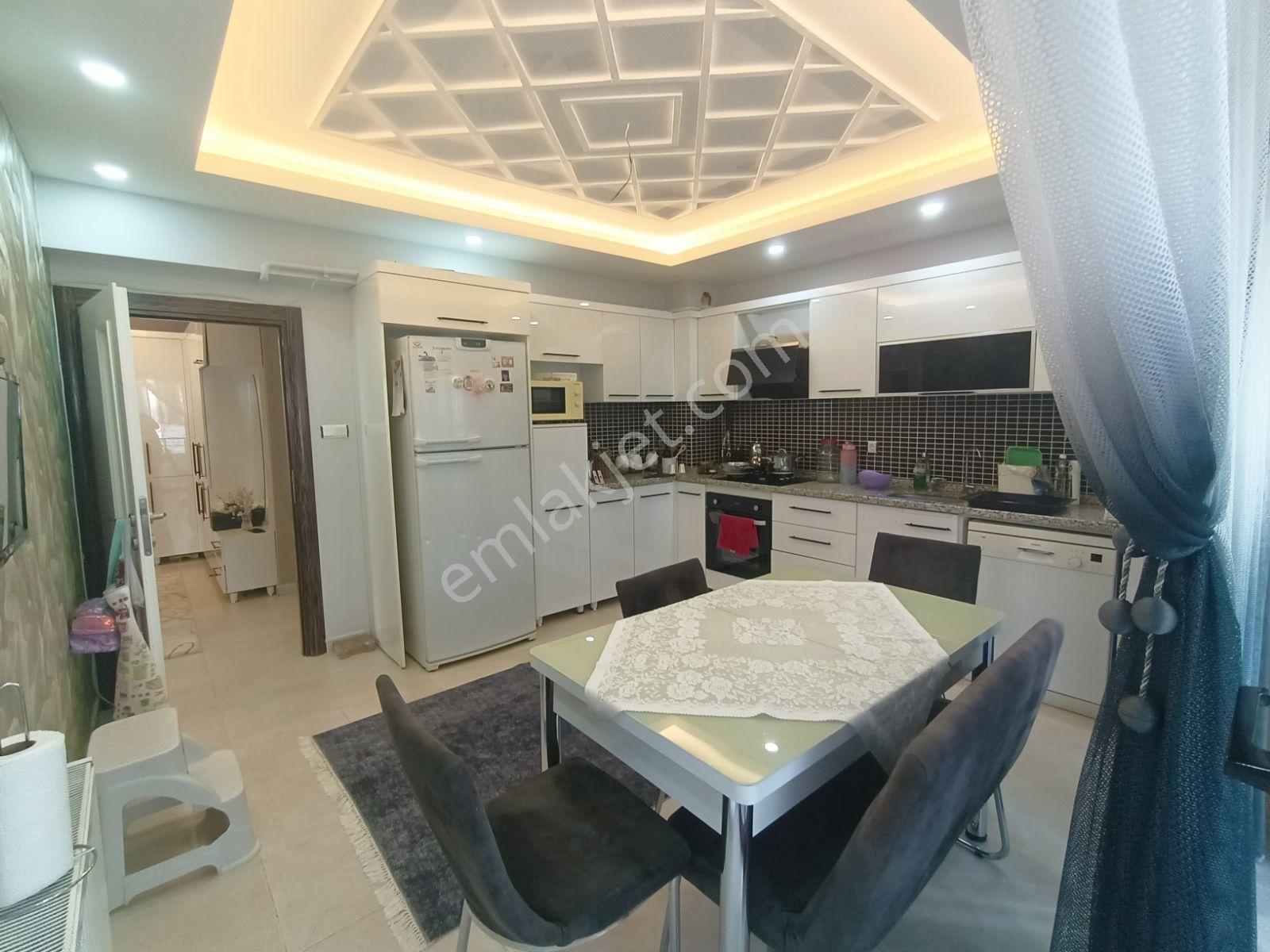 Çaydaçıra'da Harika Konumda Satılık 4+1 Yüksek Giriş Lüx Daire - Görsel 21