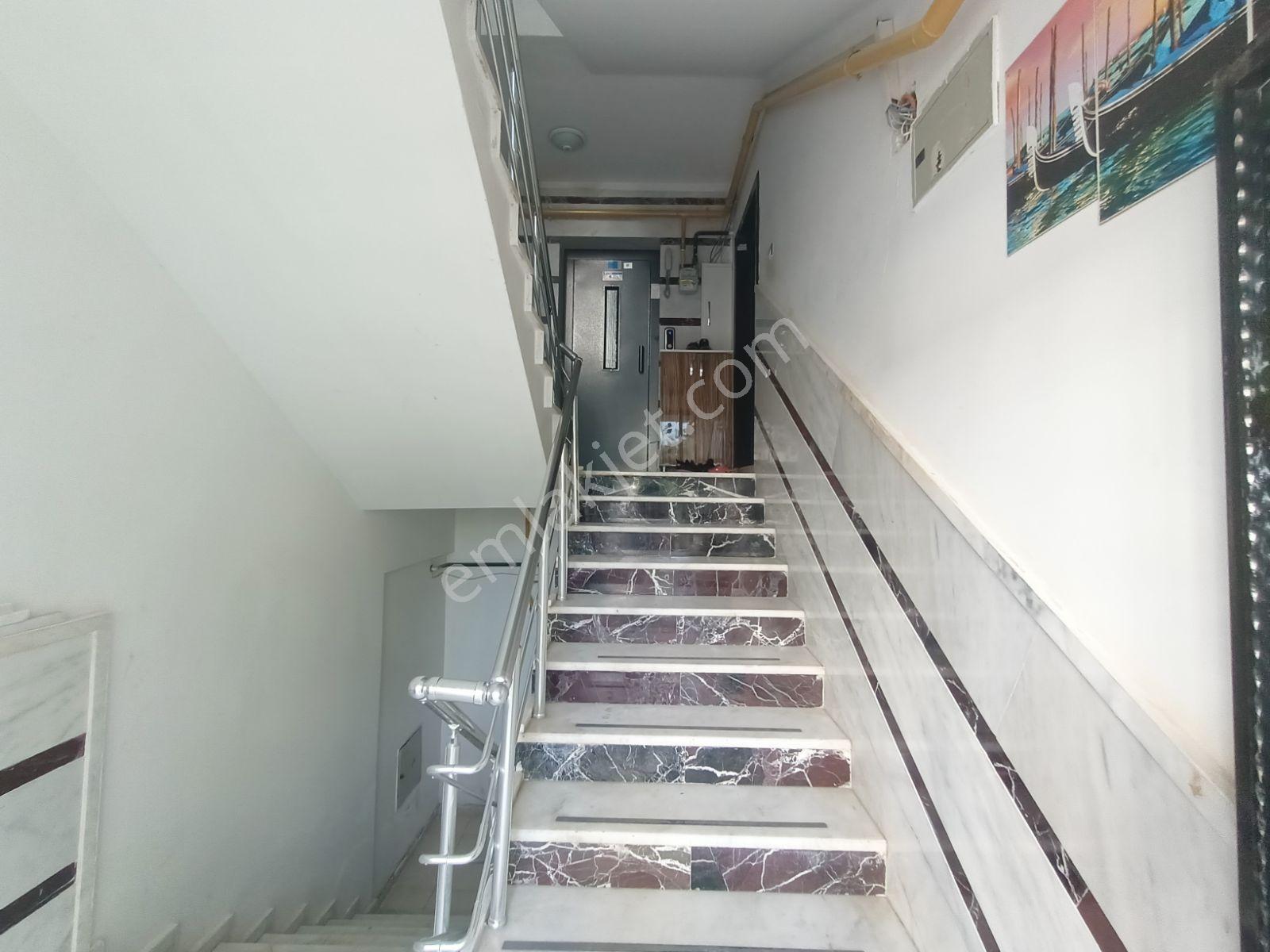 Çaydaçıra'da Harika Konumda Satılık 4+1 Yüksek Giriş Lüx Daire - Görsel 25
