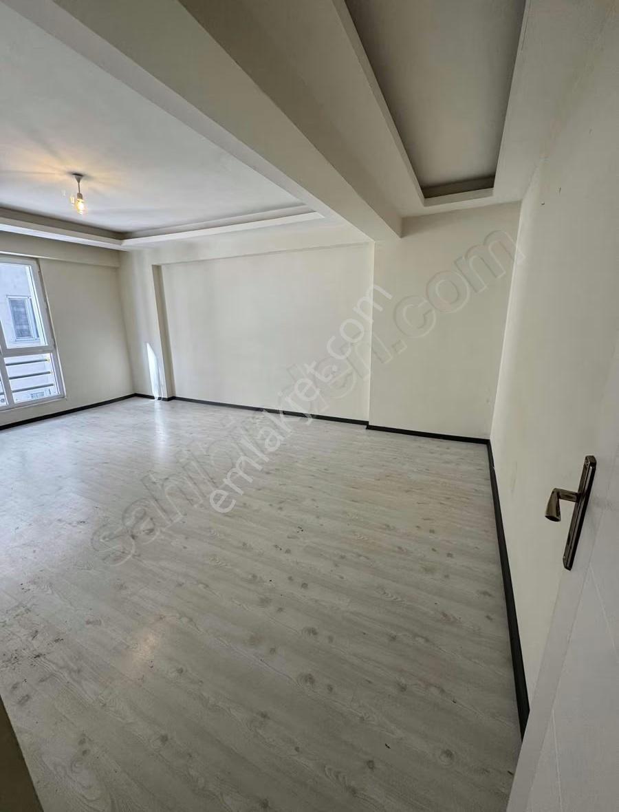 Bahçelievler'de Site'de İçinde 2+1 Kiralık Daire - Görsel 8