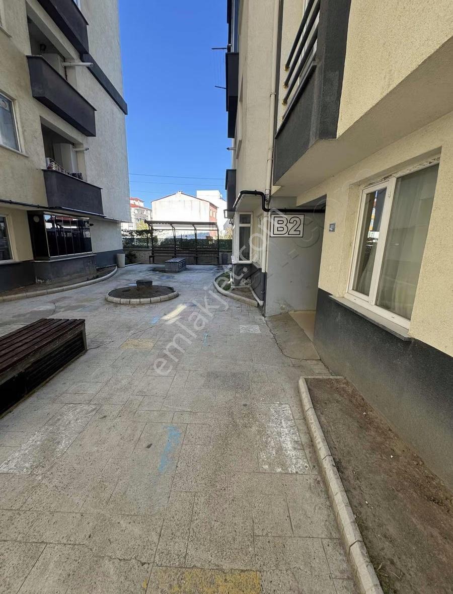 Bahçelievler'de Site'de İçinde 2+1 Kiralık Daire - Görsel 10