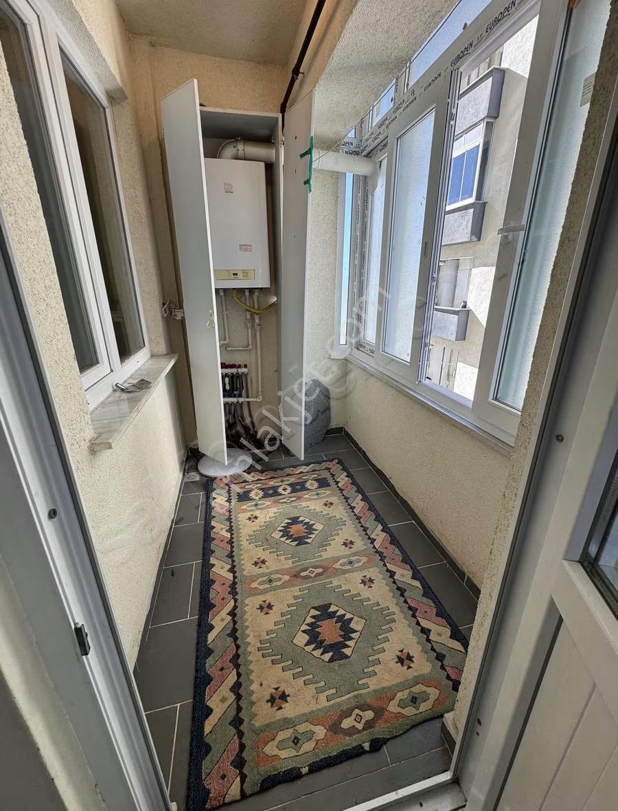 Bahçelievler'de Site'de İçinde 2+1 Kiralık Daire - Görsel 11