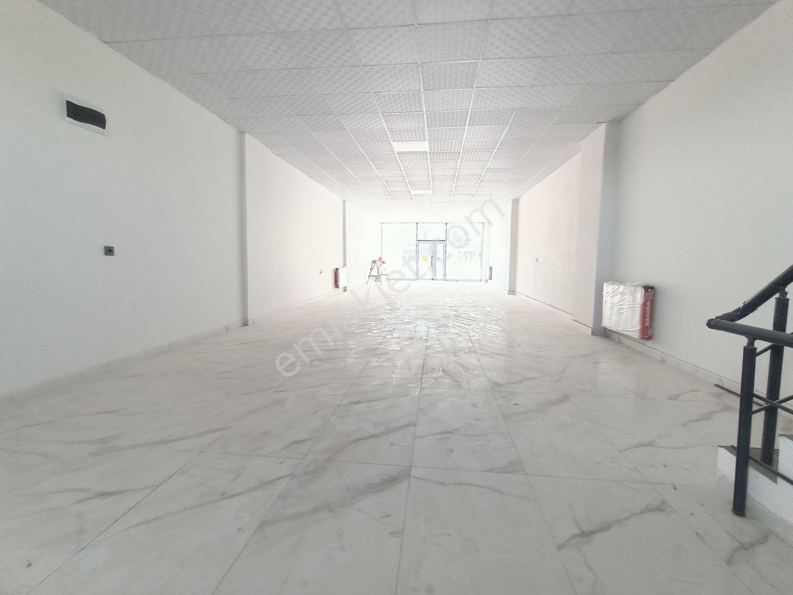 İmam Efendi Bul.üzerinde 3katlı Bodrum Ve Teraslı Kiralık Dükkan - Görsel 6