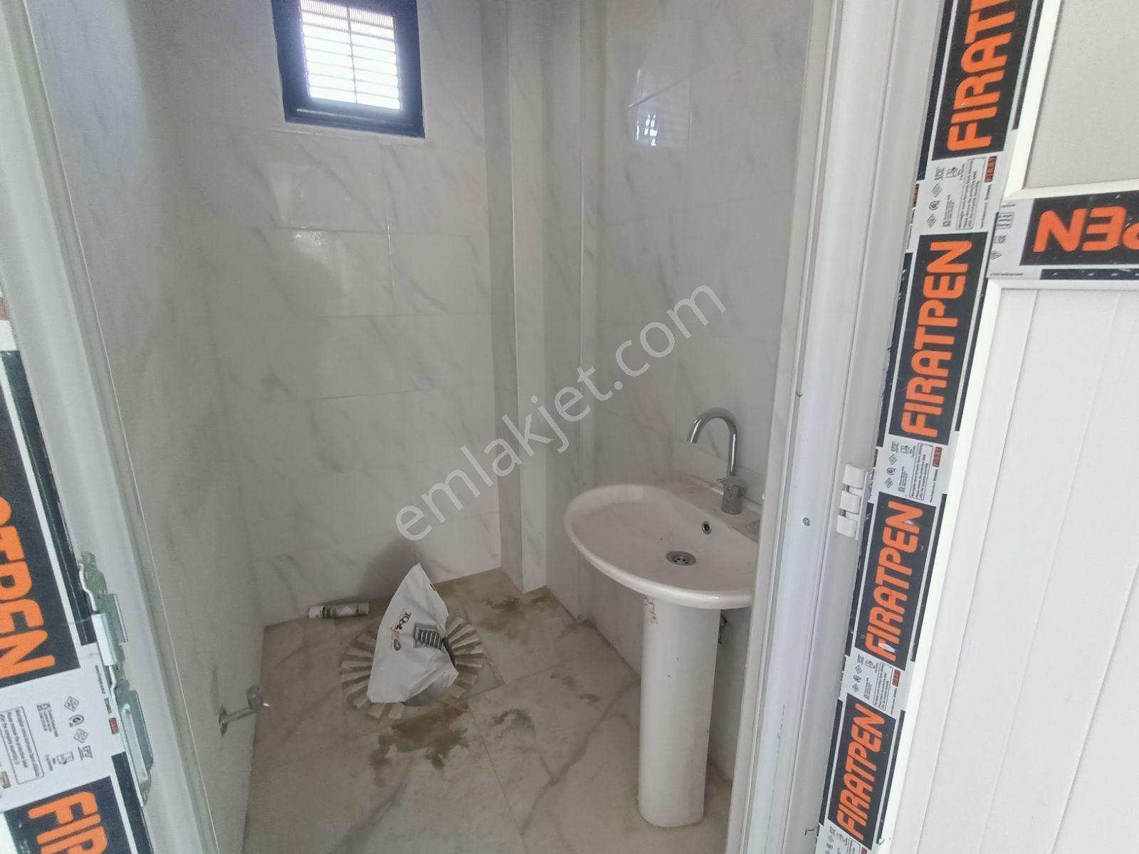 İmam Efendi Bul.üzerinde 3katlı Bodrum Ve Teraslı Kiralık Dükkan - Görsel 18