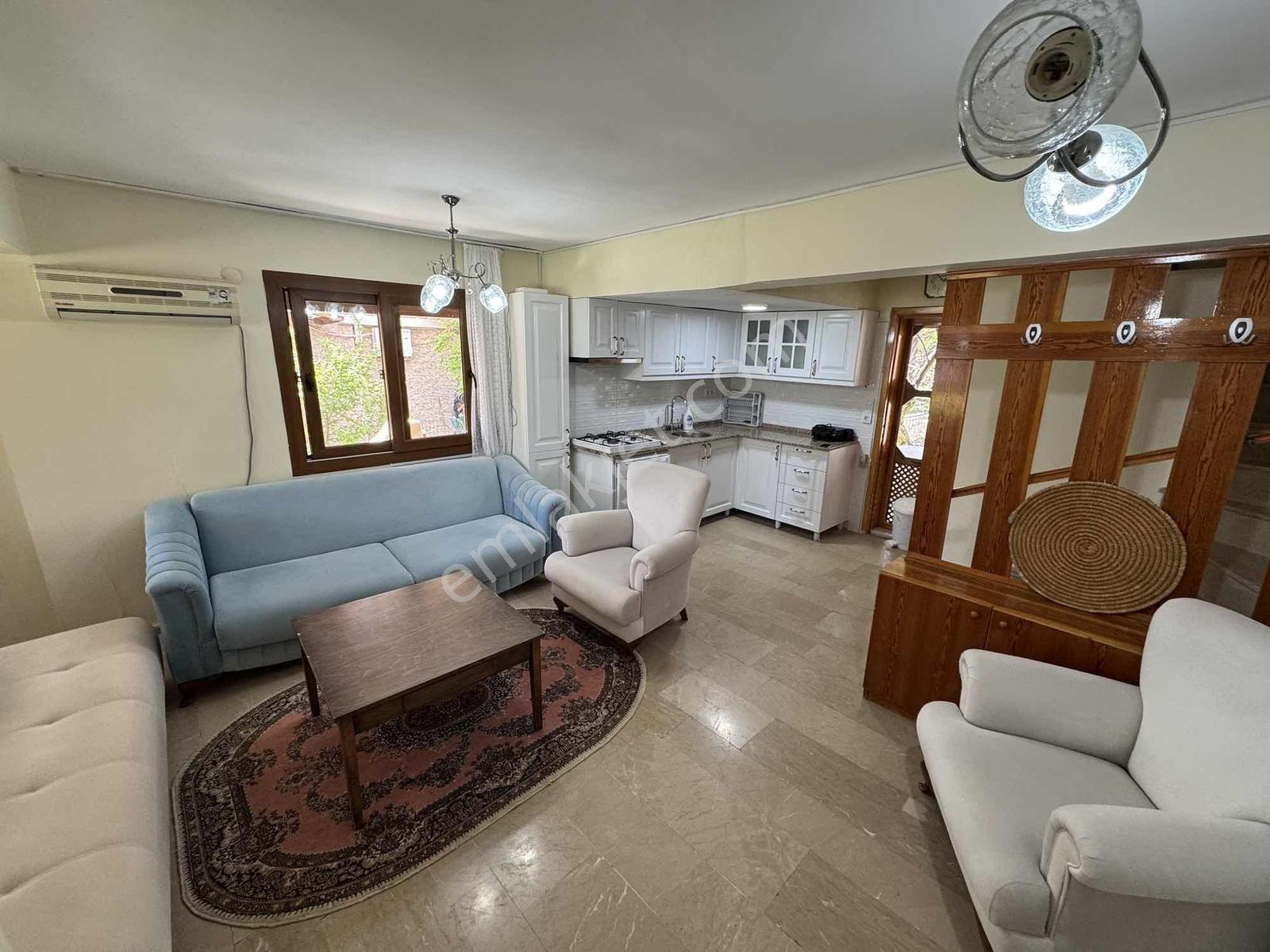 Cumhuriyet Mahallesi Meltemtur'da Denize 200 Metre 4+1 Villa - Görsel 29
