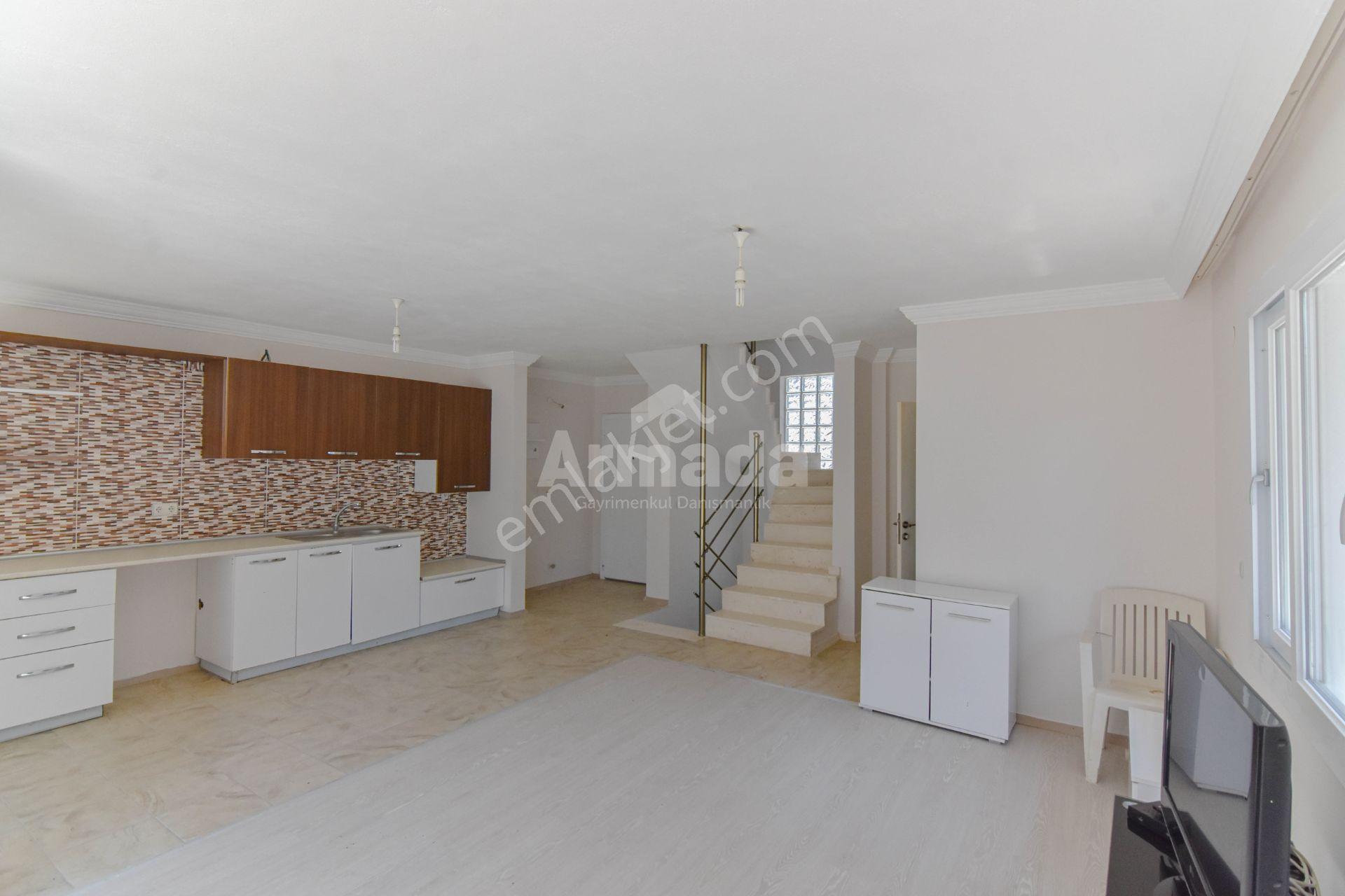 Kuşadası Değirmendere Mahallesi'nde Satılık 2+2 Müstakil Villa - Görsel 18