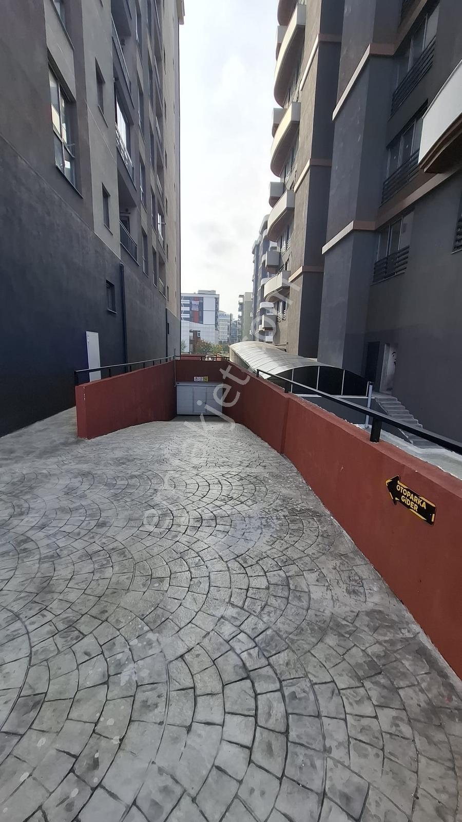 Uğur Kırseven Re/max Parla'dan Satılık 1+1 Daire - Görsel 5