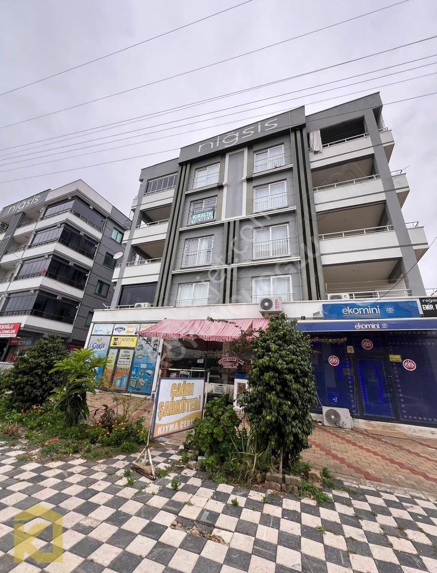 Koyuncuoğlu'ndan Çanaklı Yolunda Kiralık 4+1 Daire - Görsel 16