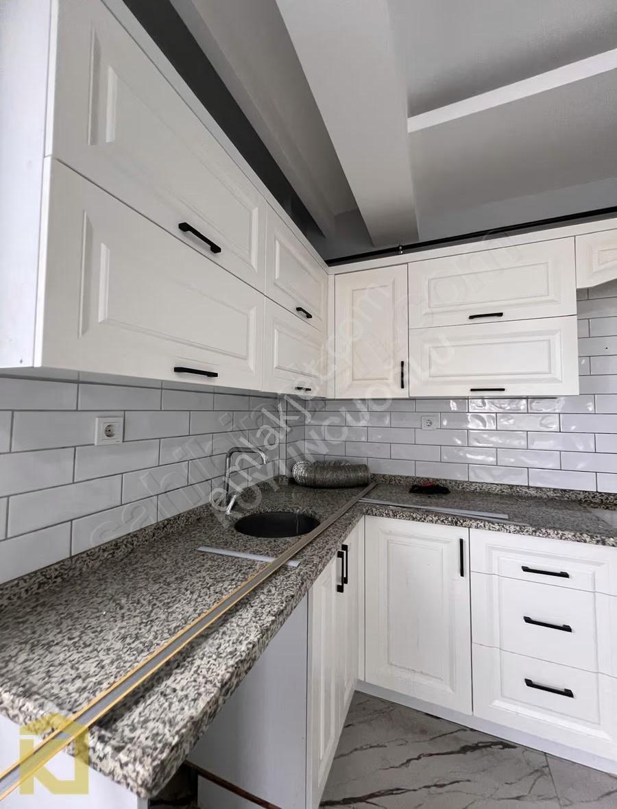 Koyuncuoğlu'ndan Çanaklı Yolunda Kiralık 4+1 Daire - Görsel 6