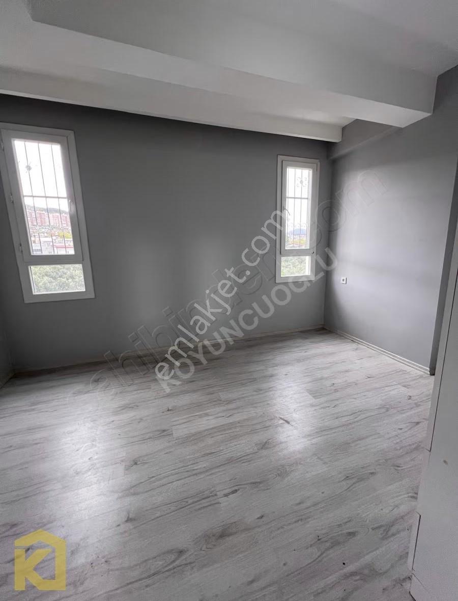 Koyuncuoğlu'ndan Çanaklı Yolunda Kiralık 4+1 Daire - Görsel 14