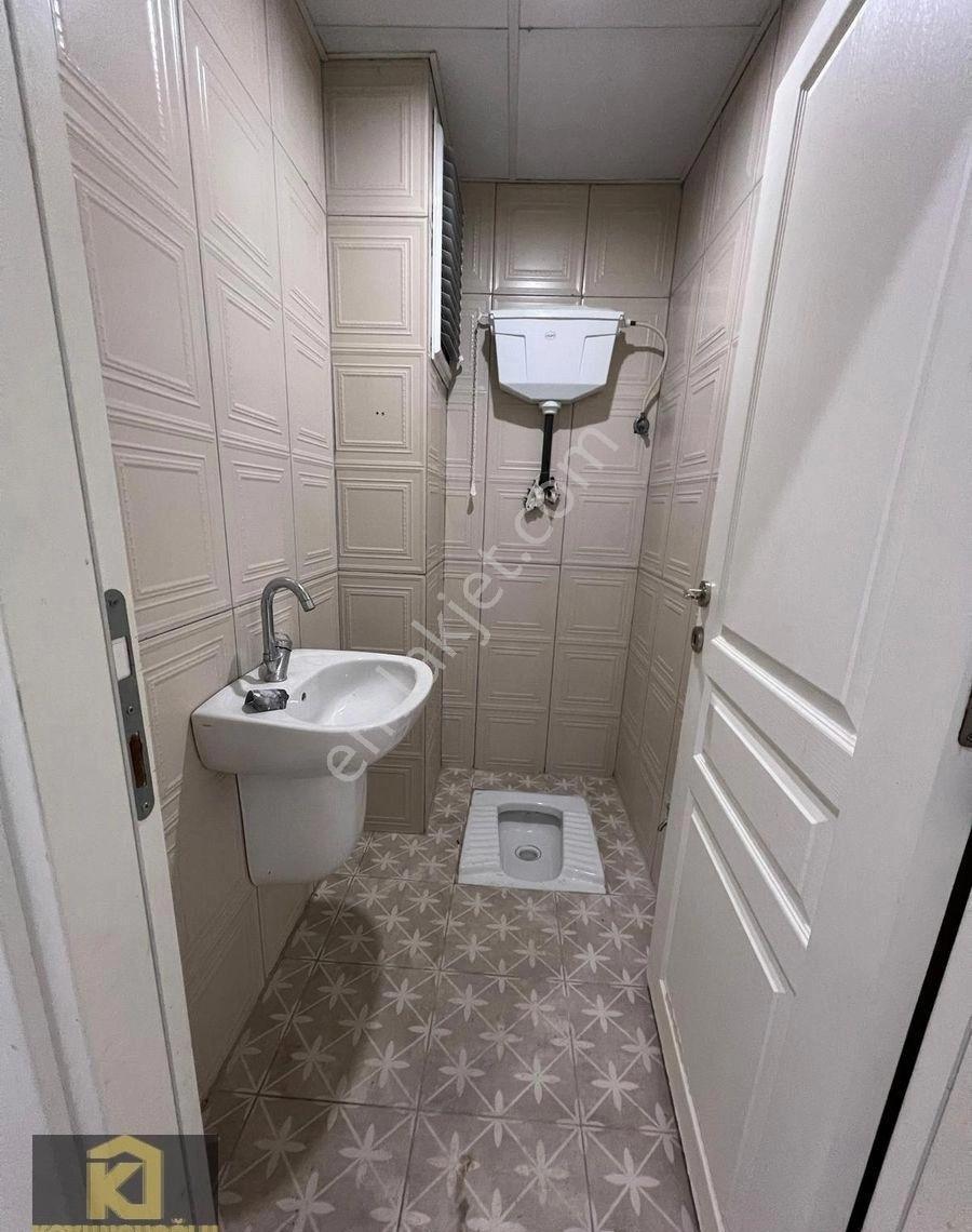 Koyuncuoğlu'ndan Çanaklı Yolunda Kiralık 4+1 Daire - Görsel 26