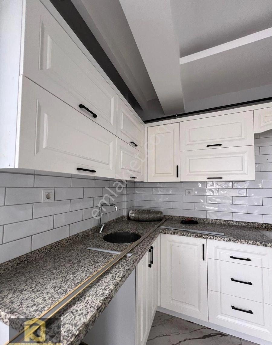 Koyuncuoğlu'ndan Çanaklı Yolunda Kiralık 4+1 Daire - Görsel 5