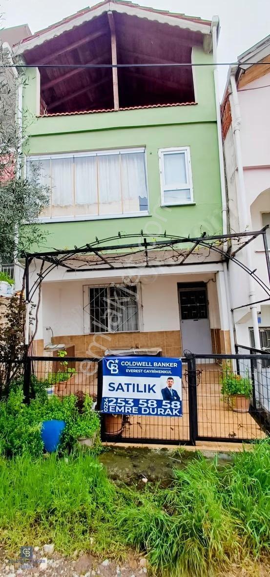 Mudanya Esence'de Deniz Ve Doğa Manzaralı 3 Katlı Müstakil Ev